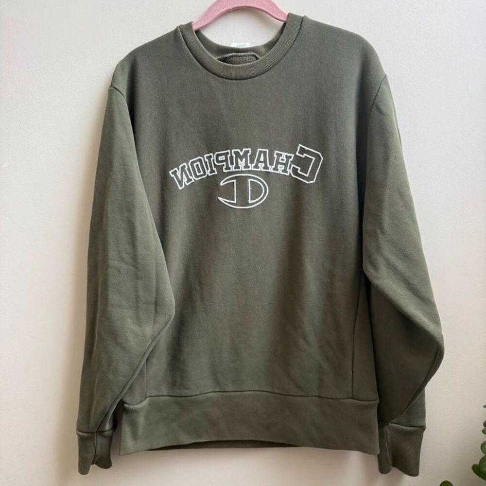 Champion reverse weave sweatshirt Size M